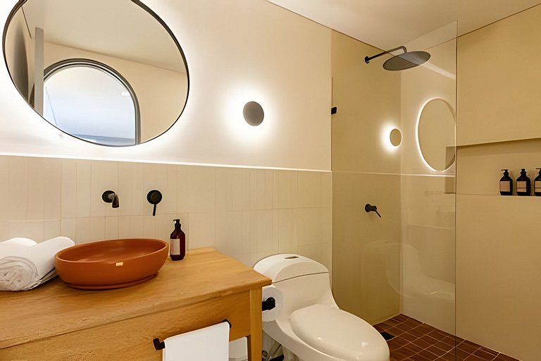 Casa Fiora | 2BR Laureles Apt – Kitchen, WiFi & AC