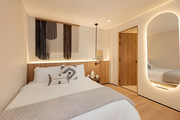 OASIS - Apto 5 - Piso 1 - CS 25 USD OPS · Luxury boho apartm