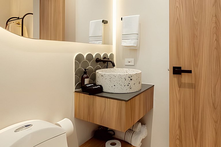 OASIS - Apto 7 New- Piso 2 -CS 20USD · Luxury boho apartment