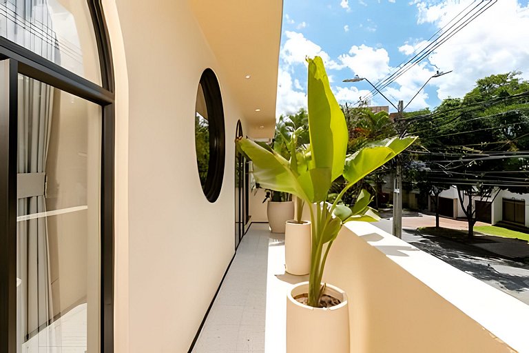 Casa Fiora|Spacious 3BR Laureles Apt w/Balcony Kitchen & WiF