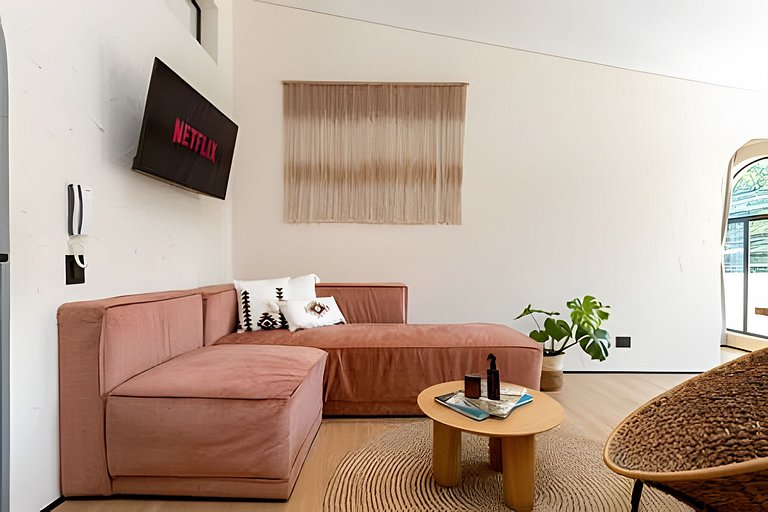 Casa Fiora|Spacious 3BR Laureles Apt w/Balcony Kitchen & WiF