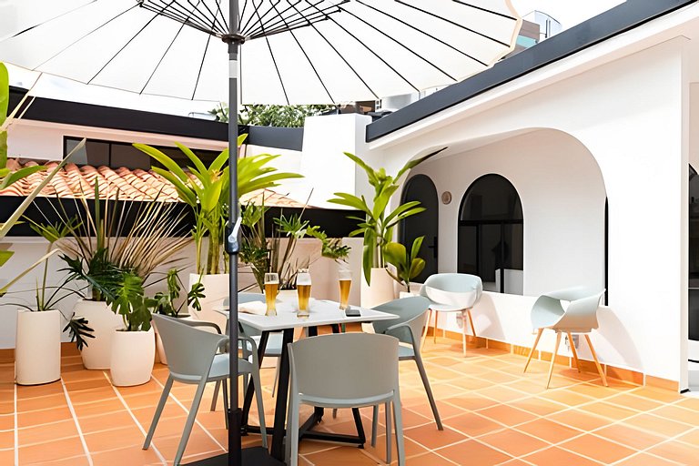 Casa Fiora| Cozy 1BR Laureles Apt – Kitchen & WiFi