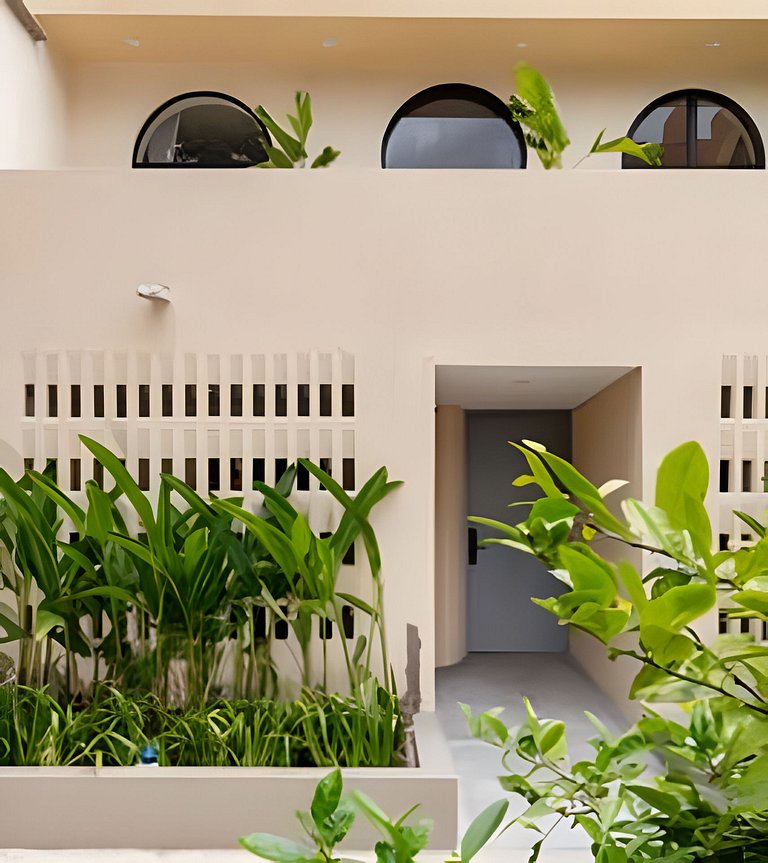 Casa Fiora|Studio Laureles w/Patio, Kitchen & WiFi