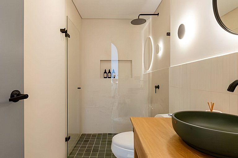 CasaFiora|1BR Laureles Apt w/ Desk, Kitchen & WiFi