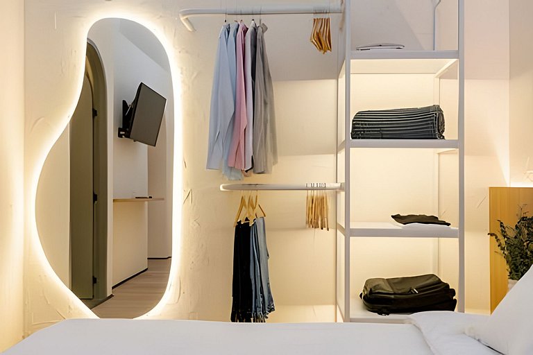 CasaFiora|1BR Laureles Apt w/ Desk, Kitchen & WiFi