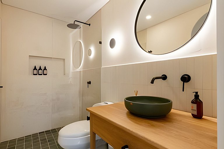 CasaFiora|1BR Laureles Apt w/ Desk, Kitchen & WiFi