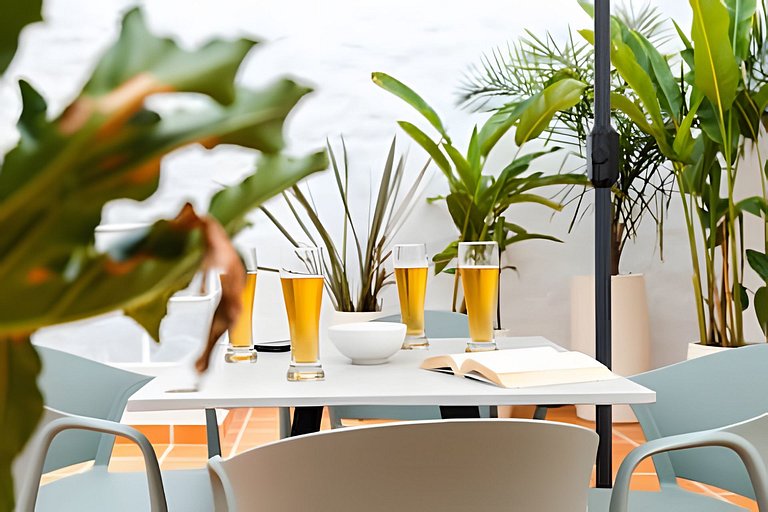 CasaFiora|1BR Laureles Apt w/ Desk, Kitchen & WiFi