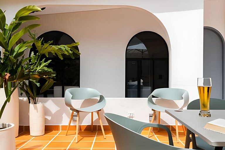 CasaFiora|1BR Laureles Apt w/ Desk, Kitchen & WiFi