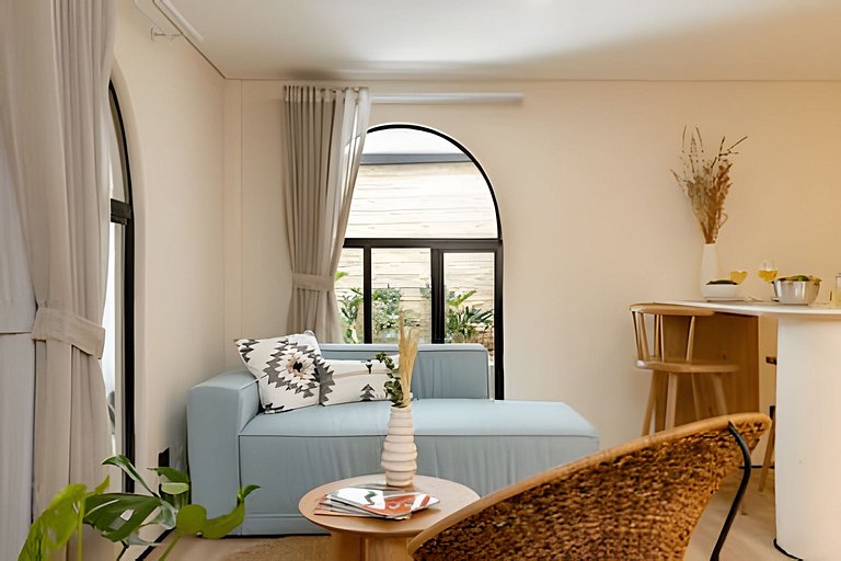 CasaFiora|1BR Laureles Apt w/ Desk, Kitchen & WiFi