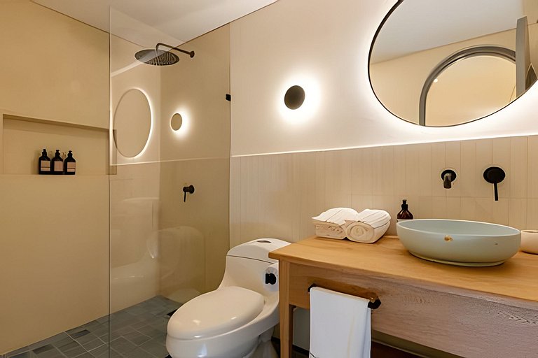 Casa Fiora| 2BR Laureles Apt w/ Balcony, AC & WiFi