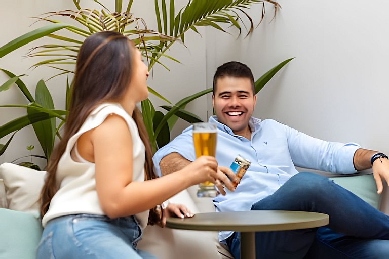 Luxury boho apartment - A/C - Kitchen- Fast Wi-Fi