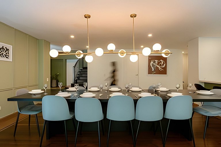 Villa in Poblado+6BR+Jacuzzi+Ping Pong+BBQ!