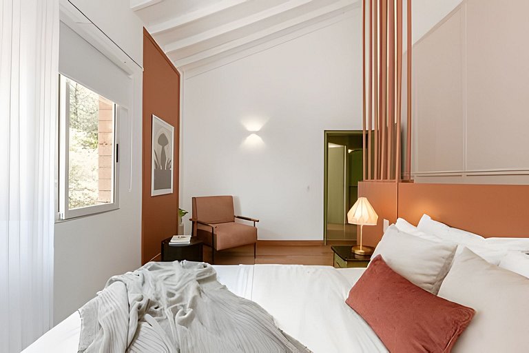 Villa in Poblado+6BR+Jacuzzi+Ping Pong+BBQ!