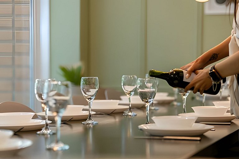 Villa in Poblado+6BR+Jacuzzi+Ping Pong+BBQ!