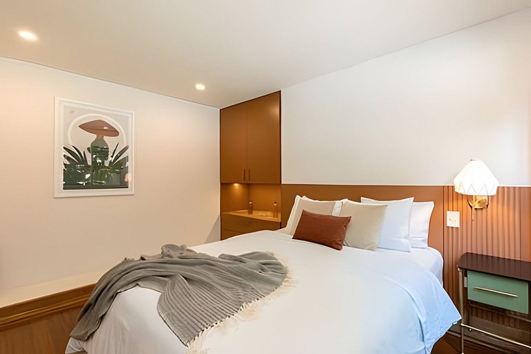 Villa in Poblado+6BR+Jacuzzi+Ping Pong+BBQ!