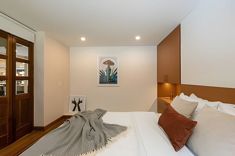 Villa in Poblado+6BR+Jacuzzi+Ping Pong+BBQ!