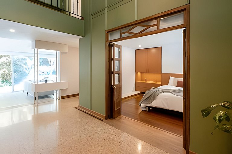 Villa in Poblado+6BR+Jacuzzi+Ping Pong+BBQ!