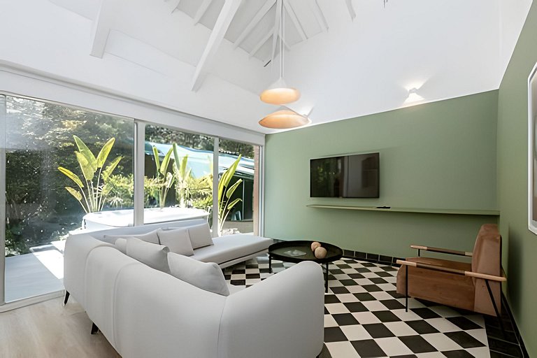 Villa in Poblado+6BR+Jacuzzi+Ping Pong+BBQ!